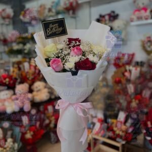 Eternal Mix Color Imported Roses Bouquet delivery to Pakistan from abroad